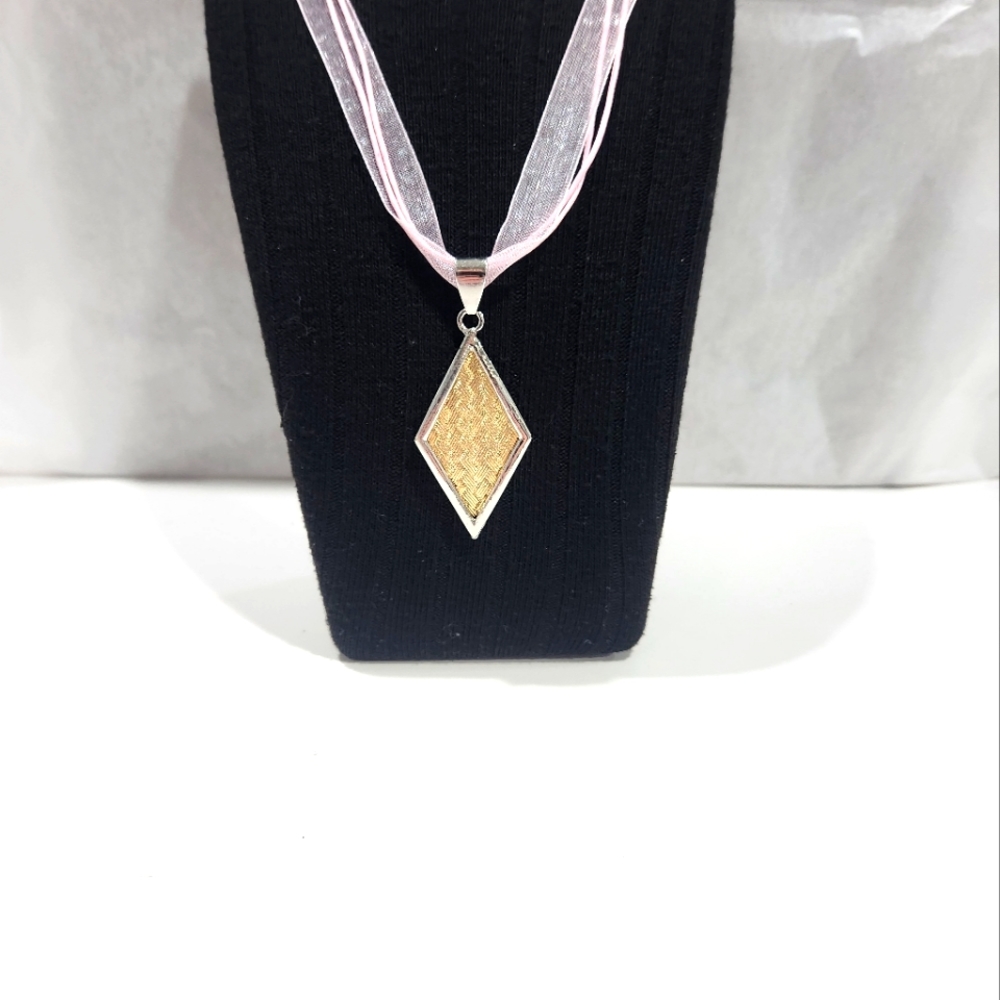 Fashionable Pendant